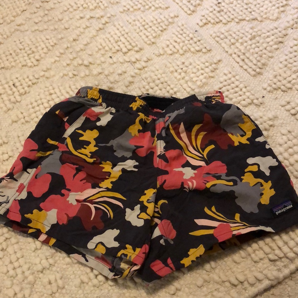 Patagonia baggie shorts 5 inch